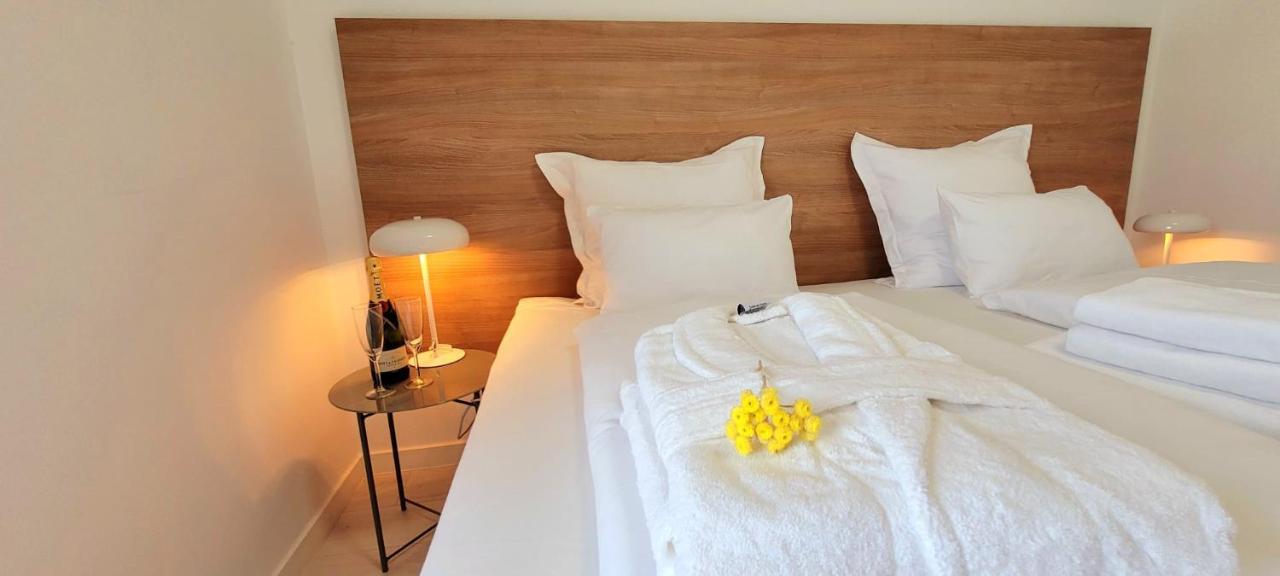 Bast 17 Dom Duzy Parking , Mandoria , Ptak , 2 Sypialnie Lub 1 Sypialnia, Taras , Autostrada A1, Kalinowskiego 17E Wifi Лодзь Экстерьер фото